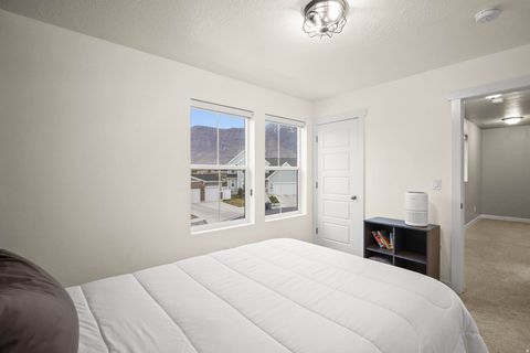 Tiny photo for 1383 W WATSON LN, Lindon, UT 84042 (MLS # 2147598)