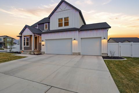 Tiny photo for 1383 W WATSON LN, Lindon, UT 84042 (MLS # 2147598)