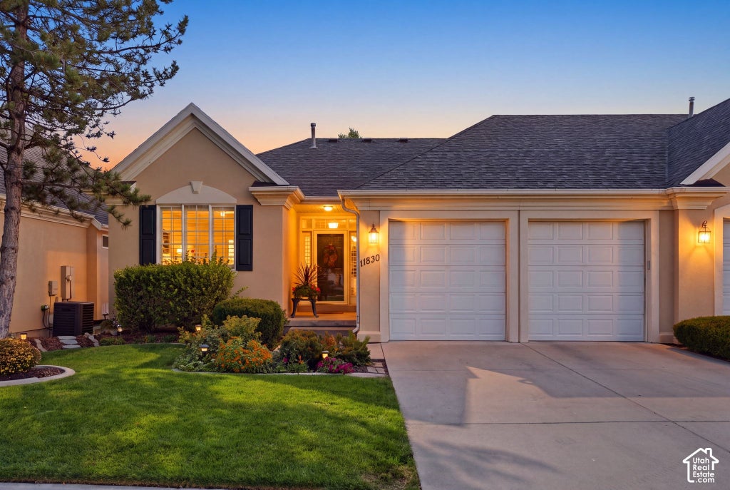 Photo of 11830 S COTTAGE SIDE WAY #14-B, Draper, UT 84020 (MLS # 2187767)