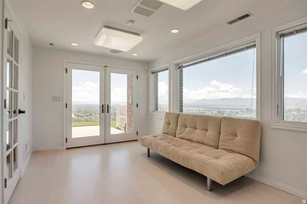 VIRGINIA HEIGHTS - Residential