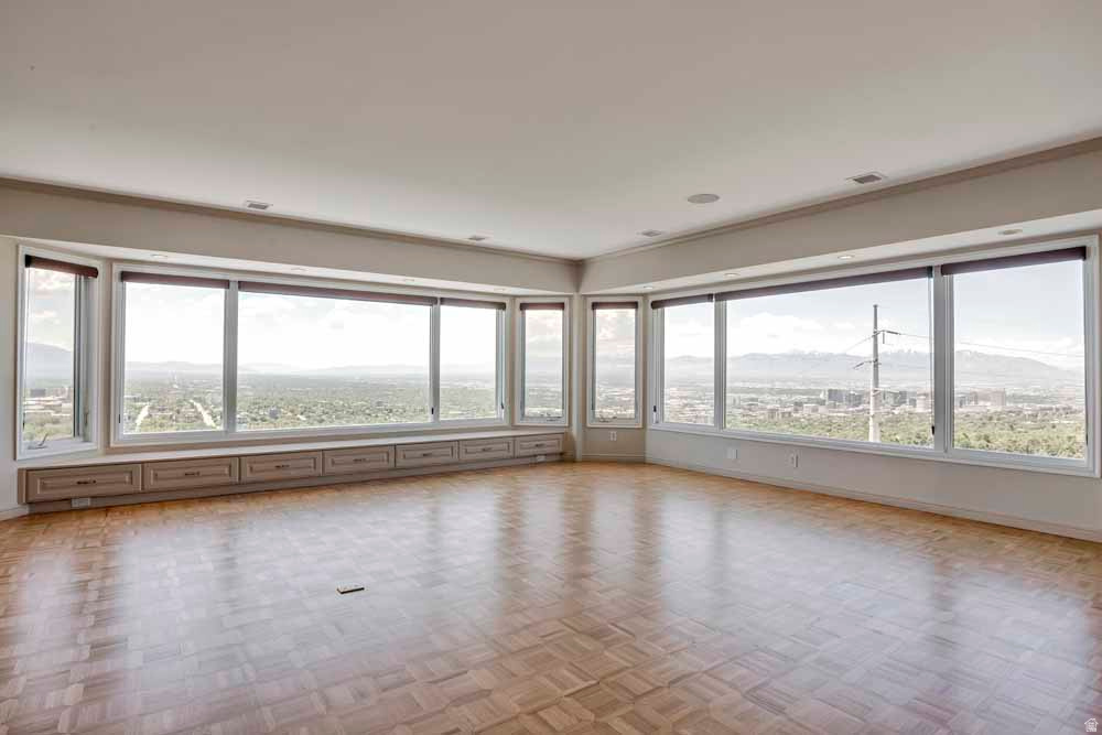 VIRGINIA HEIGHTS - Residential