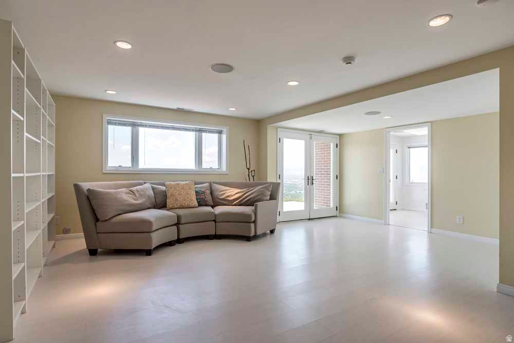 VIRGINIA HEIGHTS - Residential