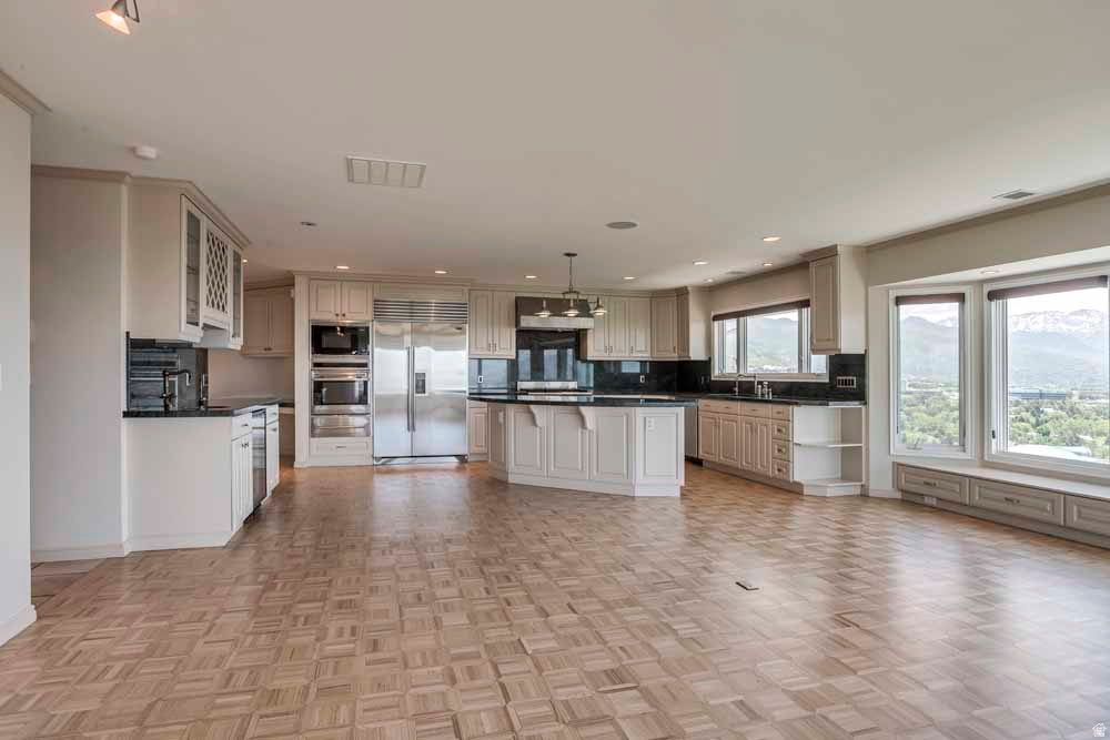 VIRGINIA HEIGHTS - Residential