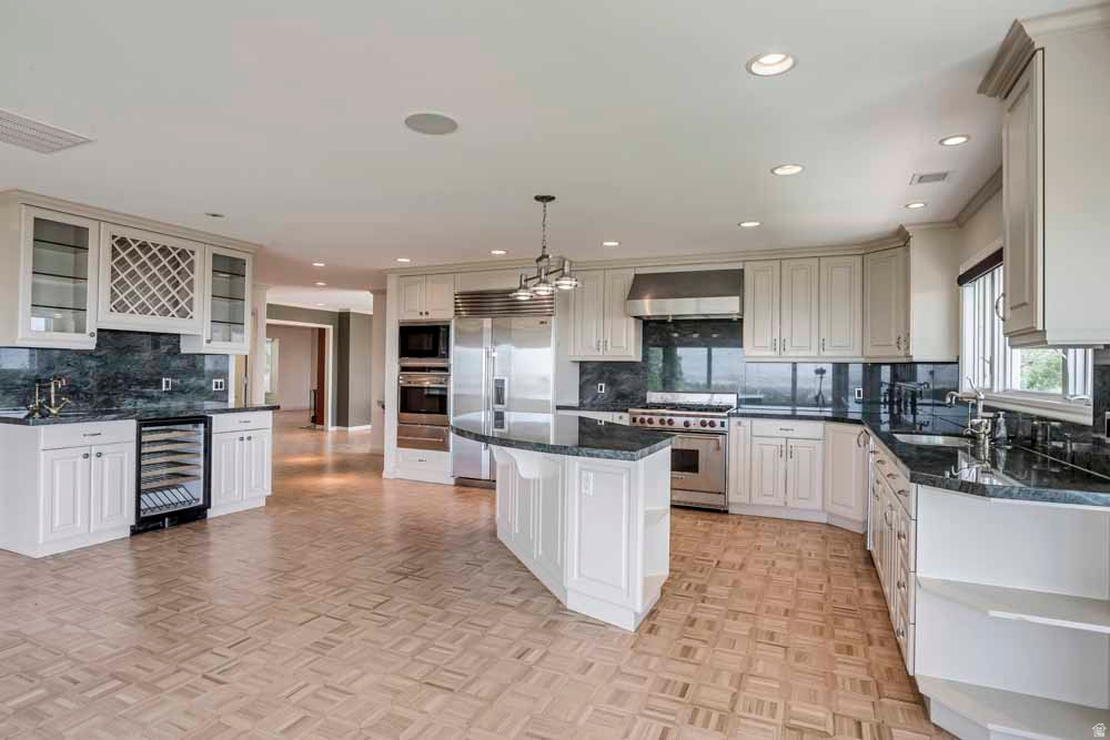 VIRGINIA HEIGHTS - Residential