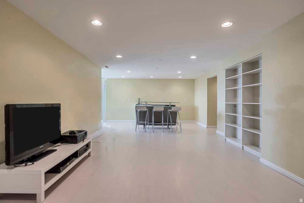VIRGINIA HEIGHTS - Residential