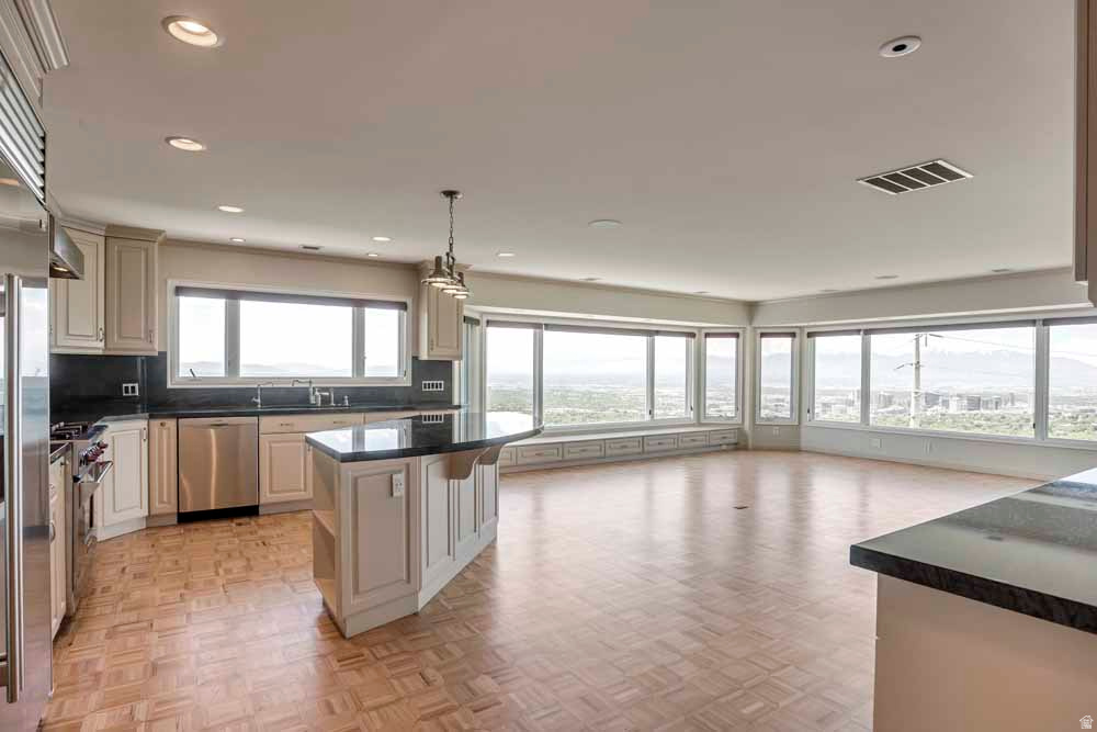 VIRGINIA HEIGHTS - Residential