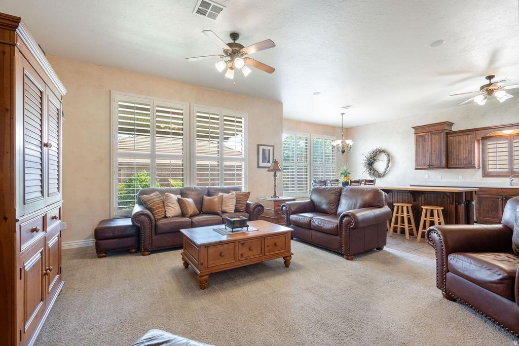 Photo of 265 N DIXIE DR #82, Saint George, UT 84770 (MLS # 2158066)