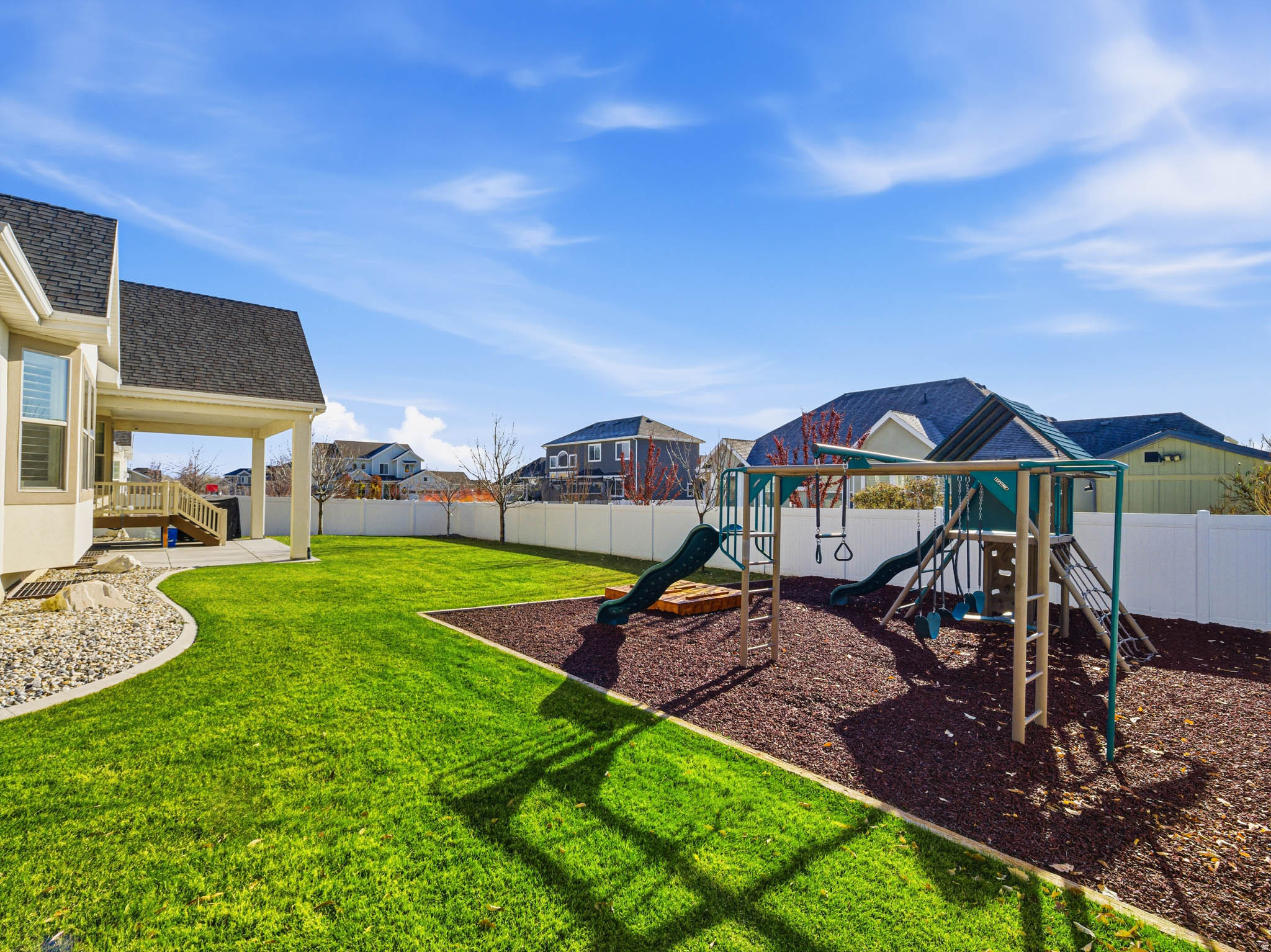 MIDAS CROSSING - Residential