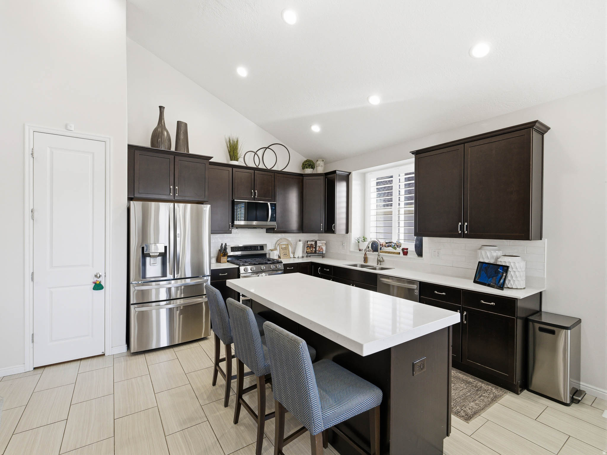 MIDAS CROSSING - Residential