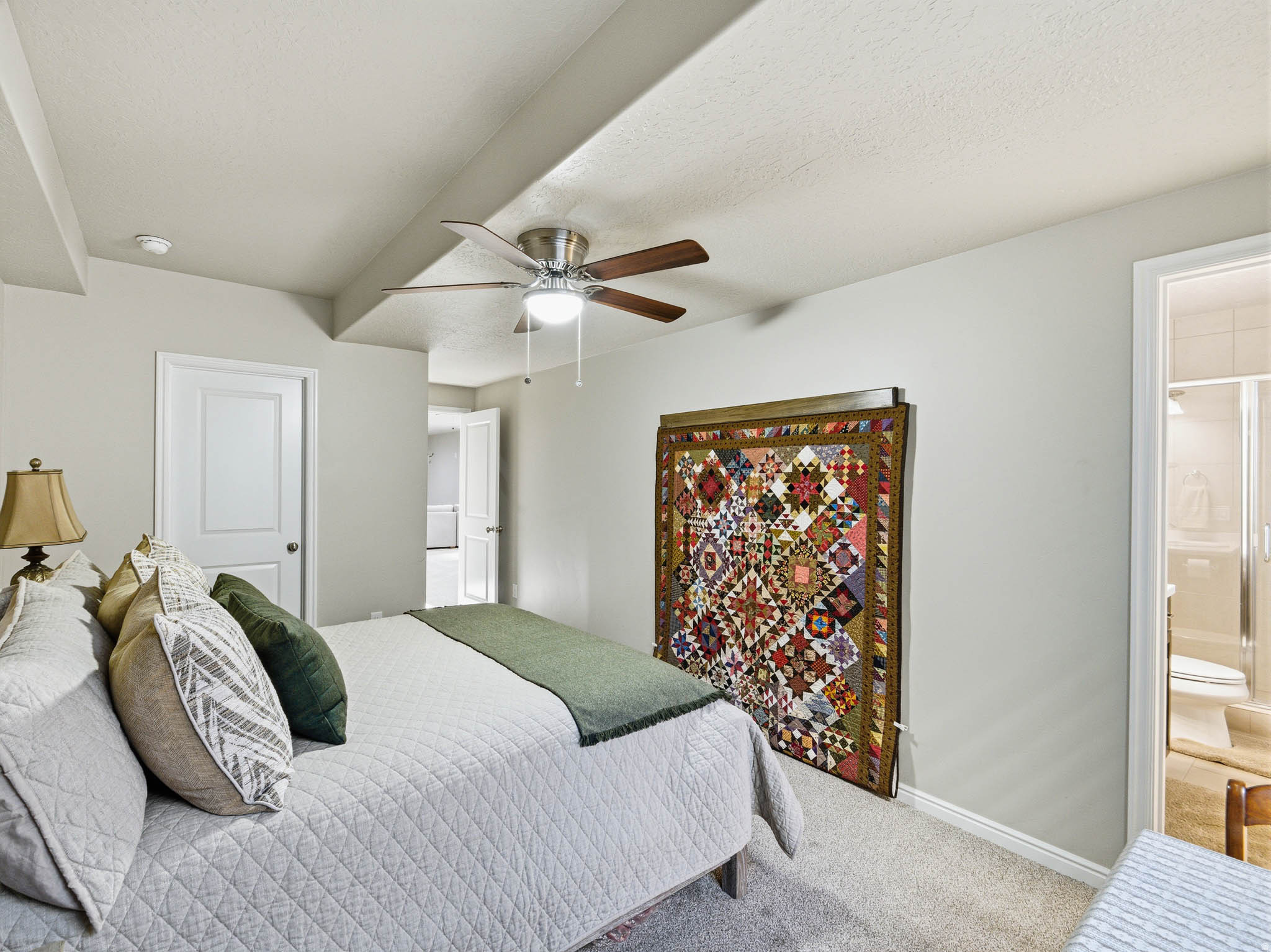 MIDAS CROSSING - Residential