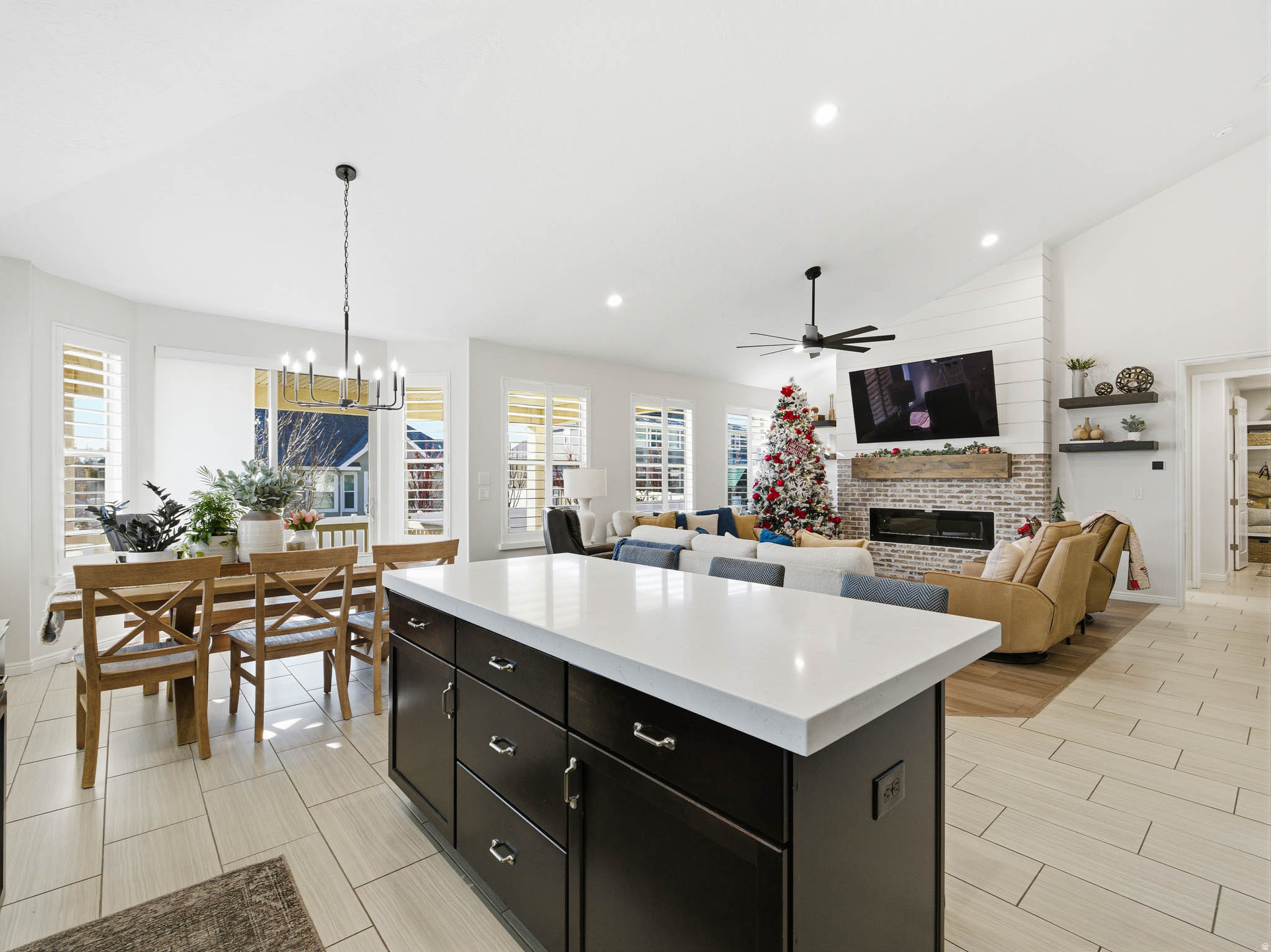 MIDAS CROSSING - Residential