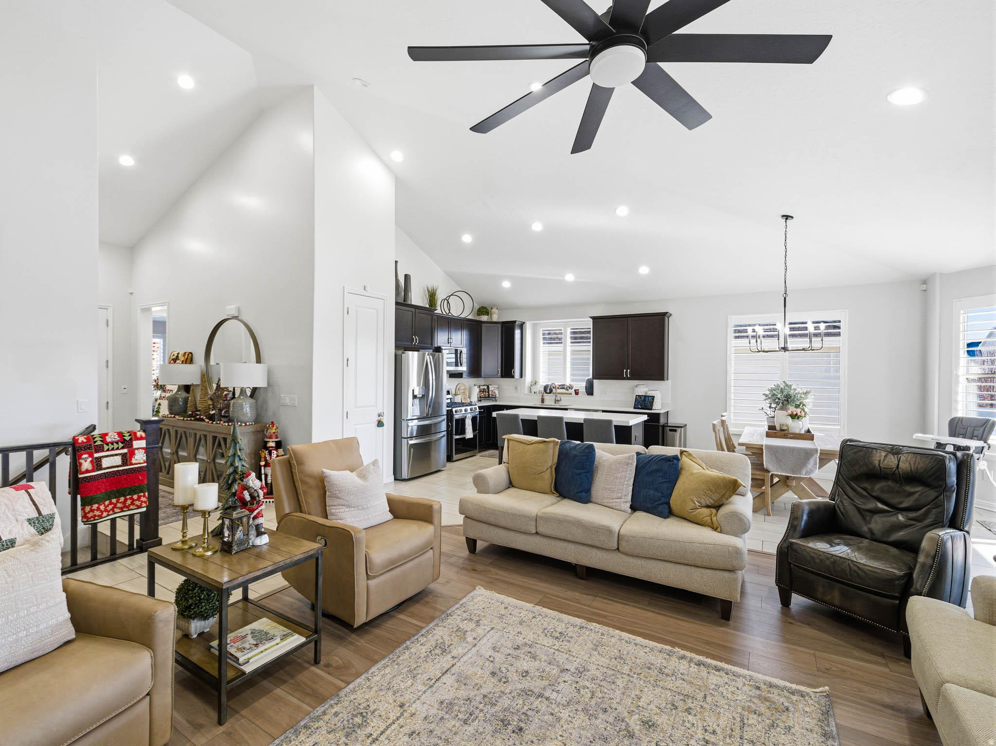 MIDAS CROSSING - Residential