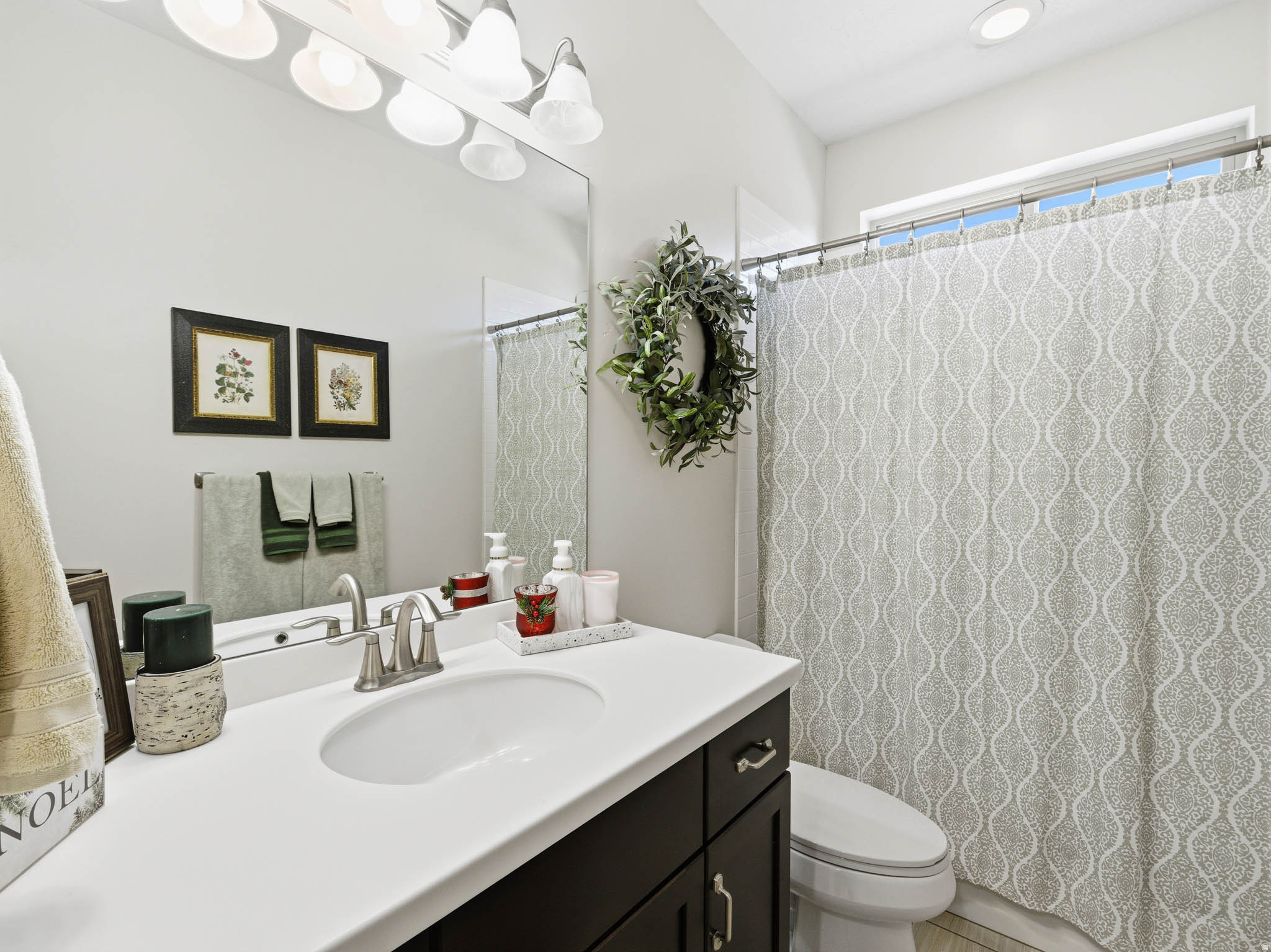 MIDAS CROSSING - Residential