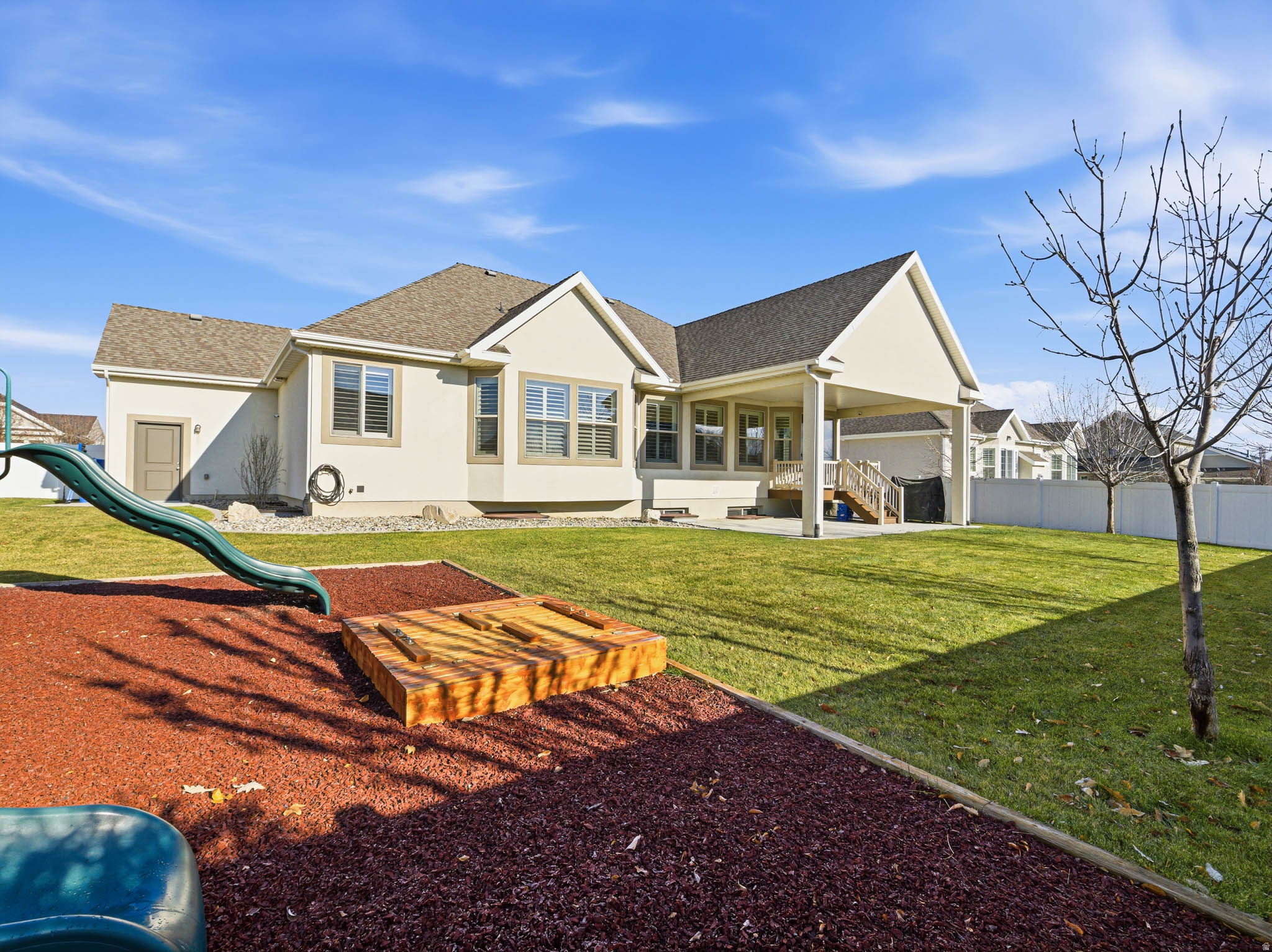 MIDAS CROSSING - Residential