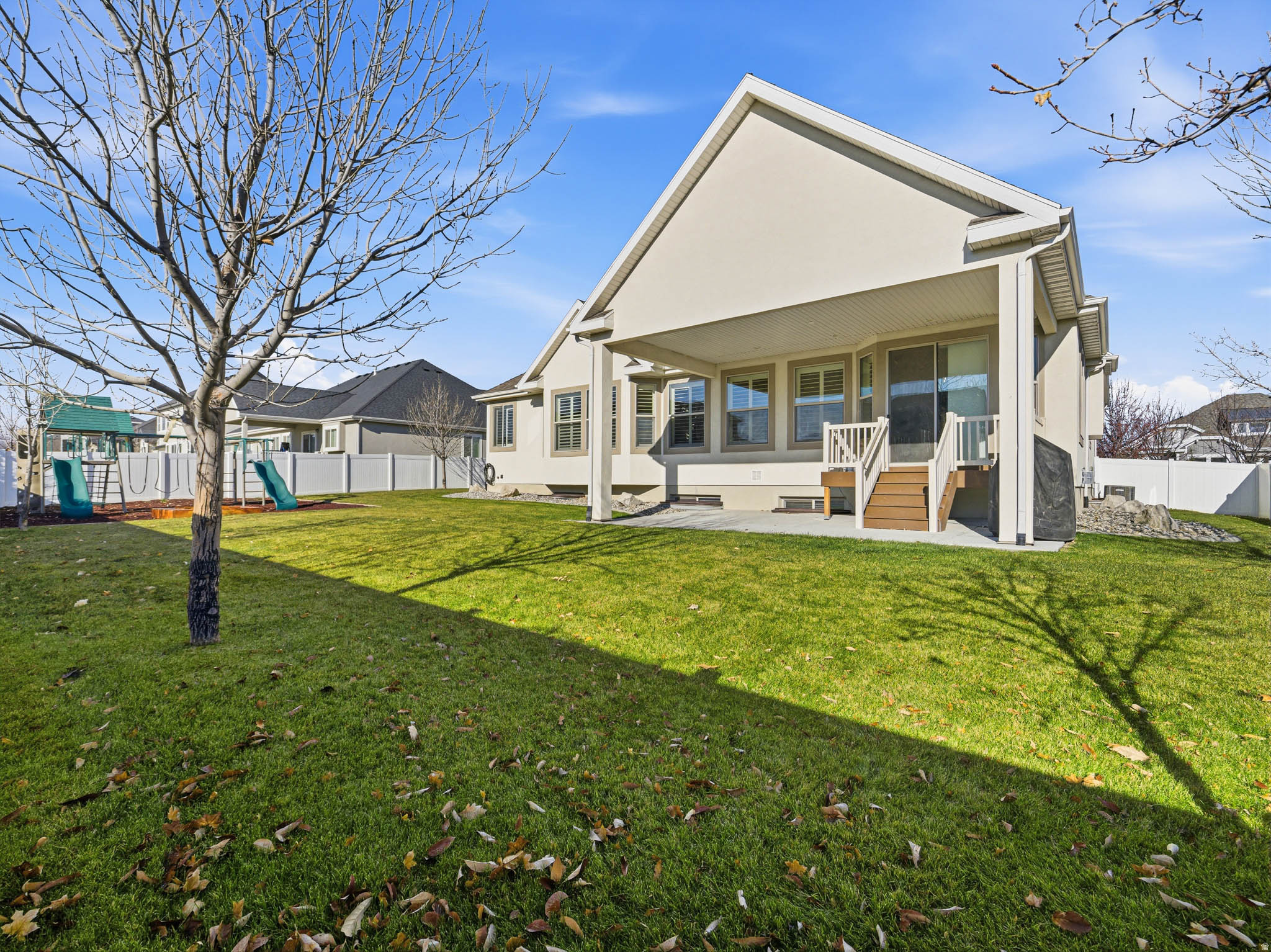 MIDAS CROSSING - Residential