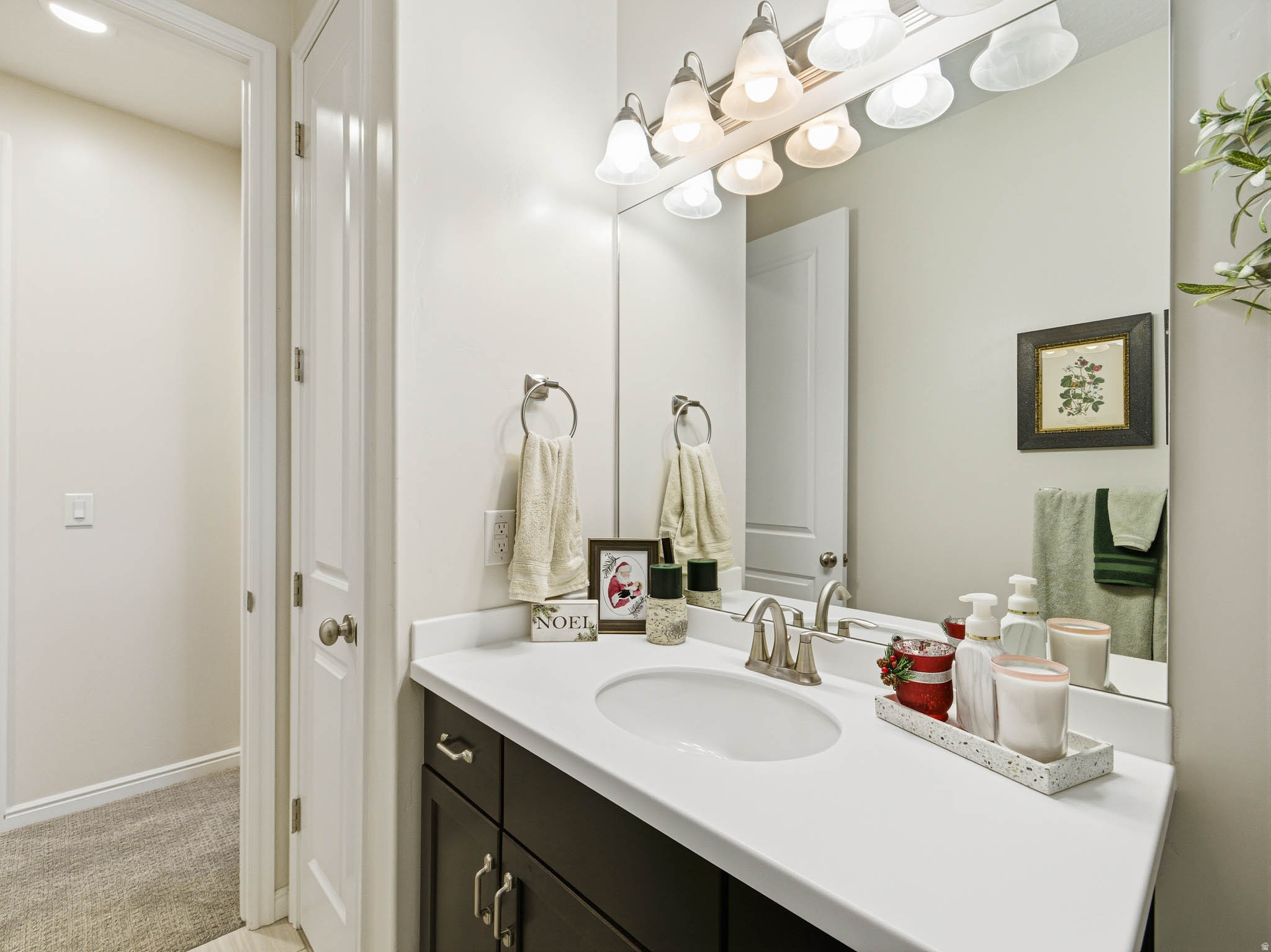 MIDAS CROSSING - Residential