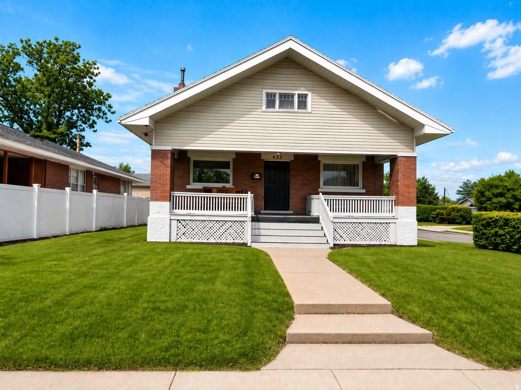 Photo of 435 N 1300 W, Salt Lake City, UT 84116 (MLS # 2153008)