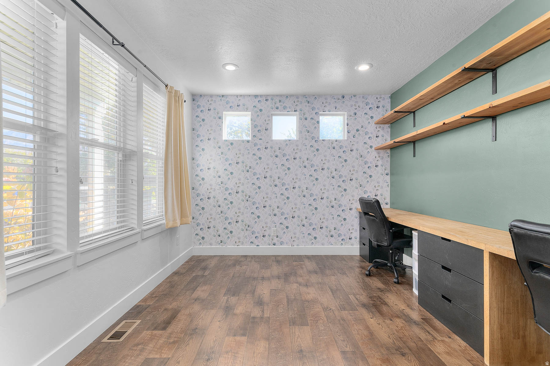 MILLY MANOR - Residential