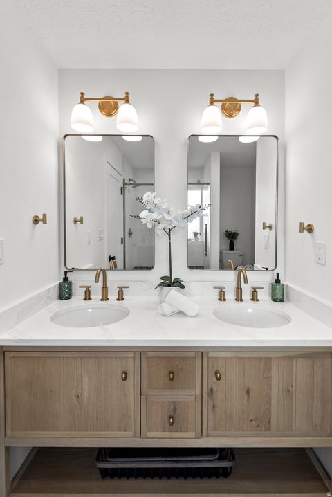 Tiny photo for 3020 E MIDDLETON WAY, Holladay, UT 84124 (MLS # 2135424)