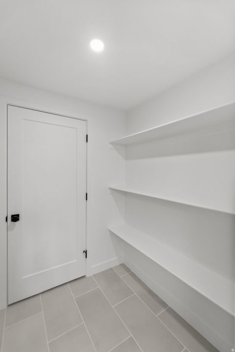 Tiny photo for 3020 E MIDDLETON WAY, Holladay, UT 84124 (MLS # 2135424)