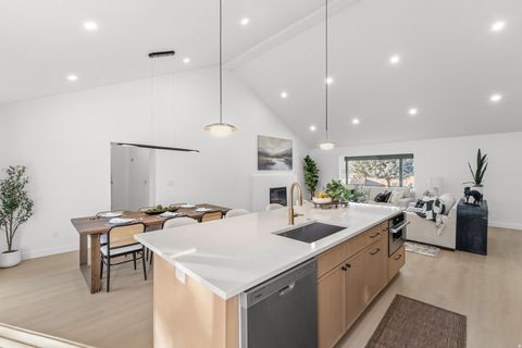 Tiny photo for 3020 E MIDDLETON WAY, Holladay, UT 84124 (MLS # 2135424)