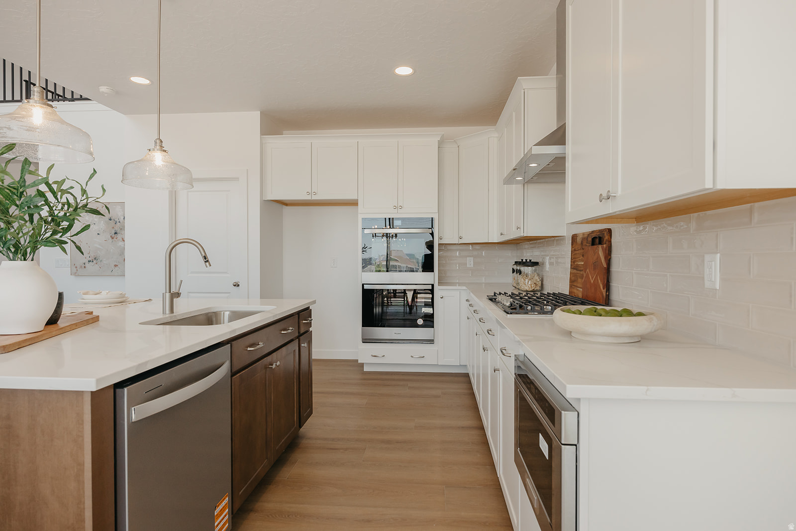 WILLOW ESTATES - Residential