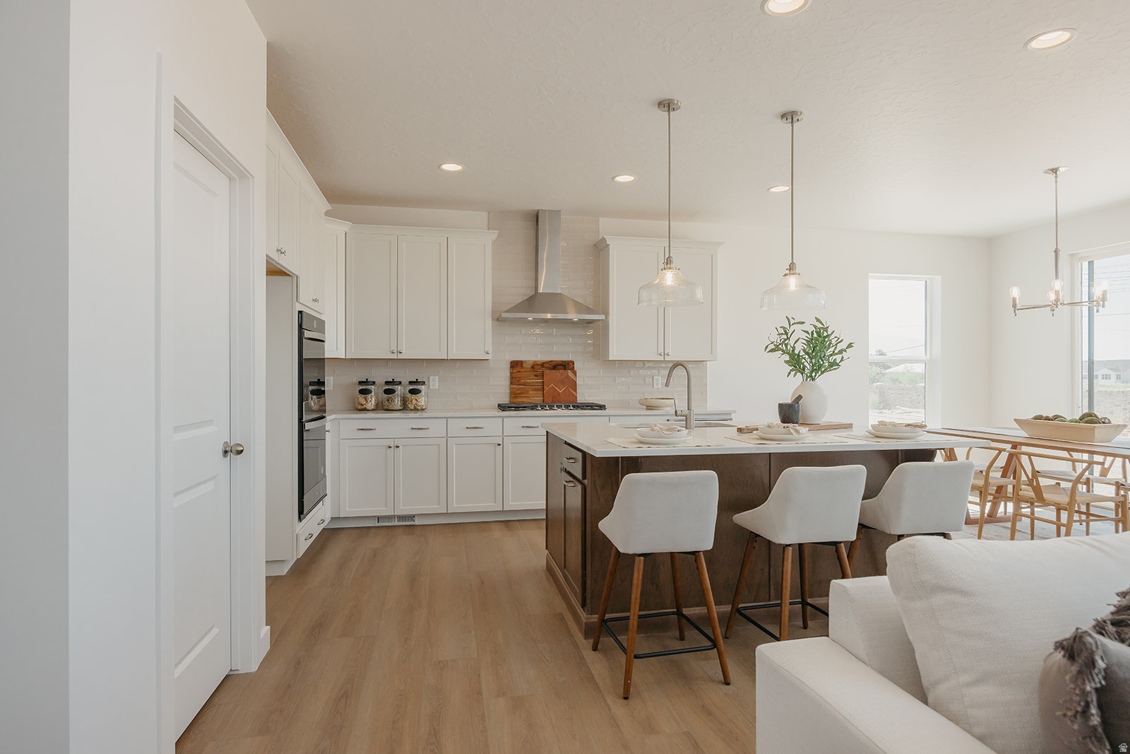 WILLOW ESTATES - Residential