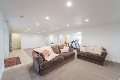 Tiny photo for 368 S 300 E, Mt Pleasant, UT 84647 (MLS # 2133044)