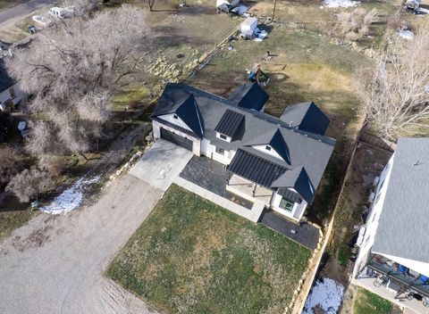 Tiny photo for 368 S 300 E, Mt Pleasant, UT 84647 (MLS # 2133044)