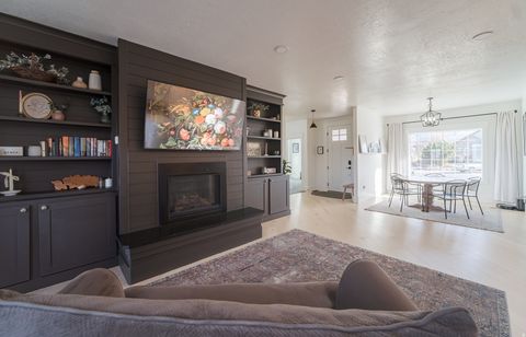 Tiny photo for 368 S 300 E, Mt Pleasant, UT 84647 (MLS # 2133044)