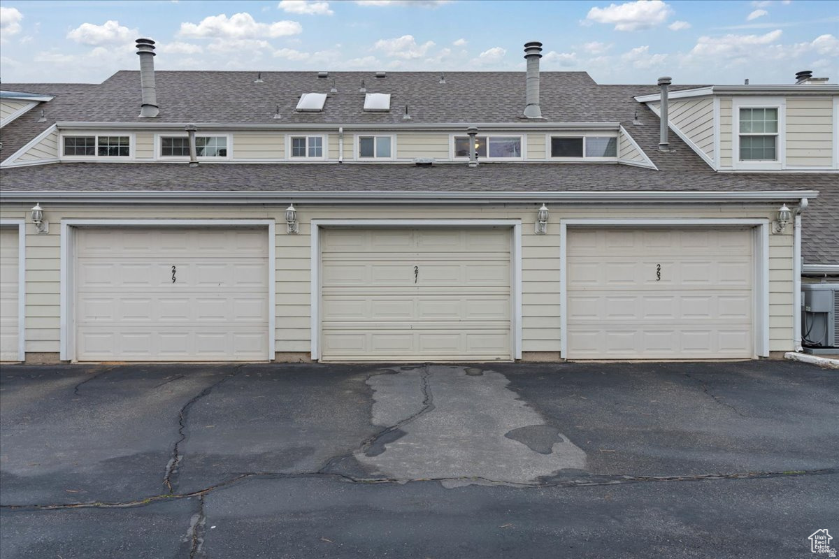 PHEASANT BROOK - Residential