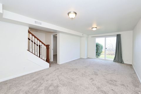 Tiny photo for 4755 S WALLACE LN, Holladay, UT 84117 (MLS # 2122905)