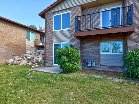 Tiny photo for 4755 S WALLACE LN, Holladay, UT 84117 (MLS # 2122905)