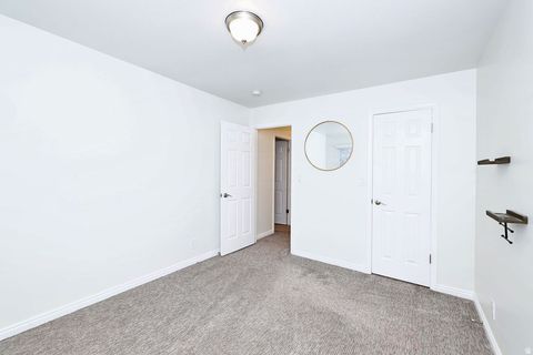 Tiny photo for 4755 S WALLACE LN, Holladay, UT 84117 (MLS # 2122905)