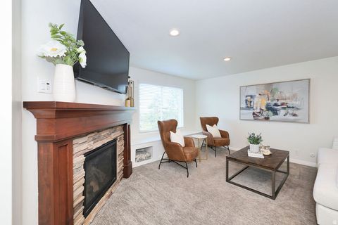 Tiny photo for 4755 S WALLACE LN, Holladay, UT 84117 (MLS # 2122905)