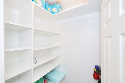 Tiny photo for 4755 S WALLACE LN, Holladay, UT 84117 (MLS # 2122905)