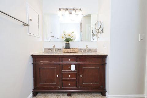 Tiny photo for 4755 S WALLACE LN, Holladay, UT 84117 (MLS # 2122905)