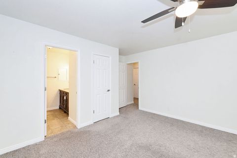 Tiny photo for 4755 S WALLACE LN, Holladay, UT 84117 (MLS # 2122905)