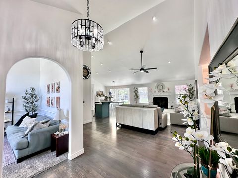 Tiny photo for 1884 TOWN AND COUNTRY RD, Springville, UT 84663 (MLS # 2126204)