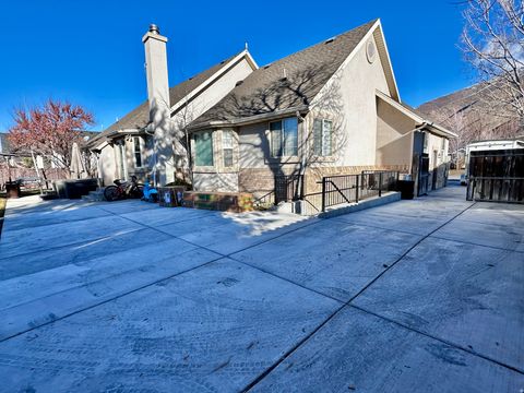 Tiny photo for 1884 TOWN AND COUNTRY RD, Springville, UT 84663 (MLS # 2126204)