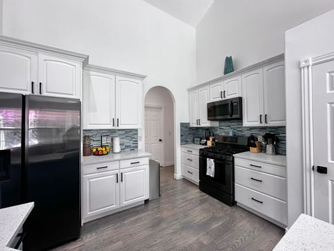 Tiny photo for 1884 TOWN AND COUNTRY RD, Springville, UT 84663 (MLS # 2126204)