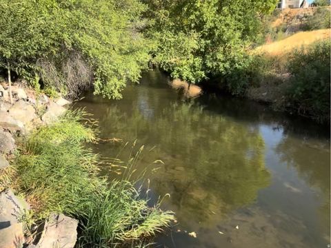 Tiny photo for 1884 TOWN AND COUNTRY RD, Springville, UT 84663 (MLS # 2126204)