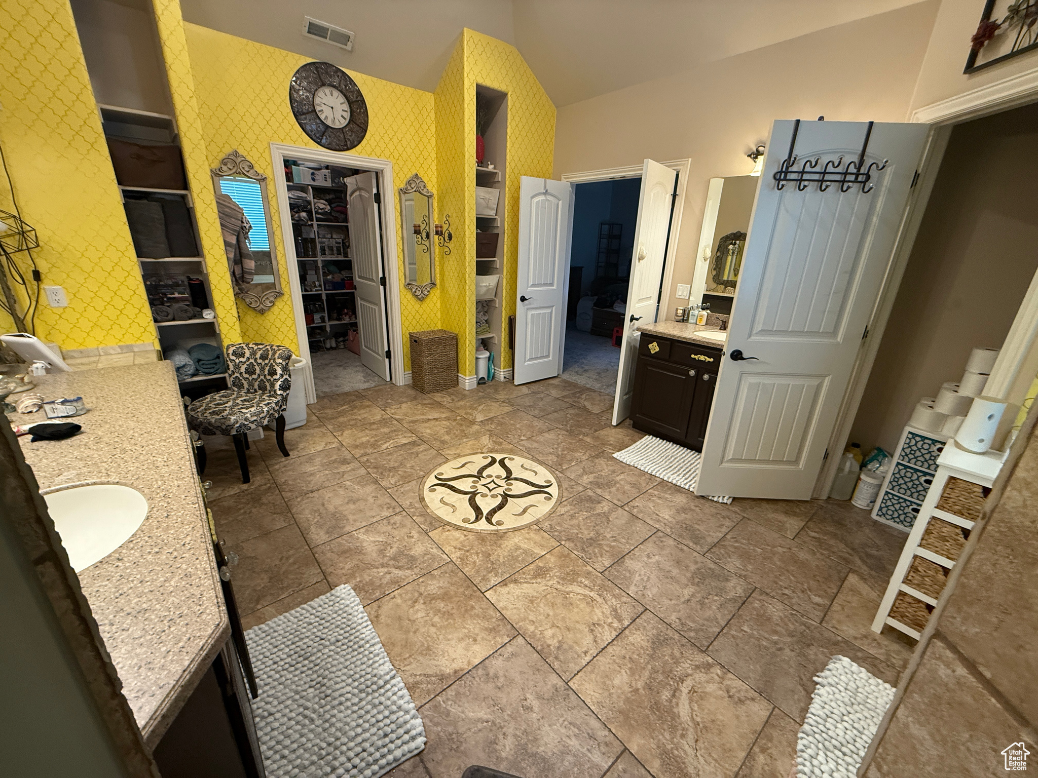 BRIARWOOD - Residential