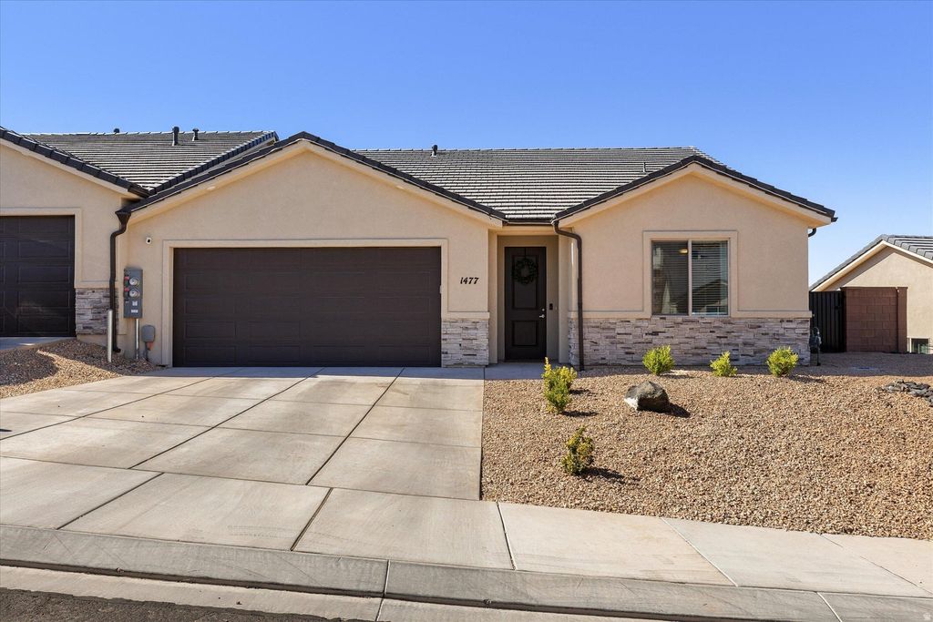 Photo of 1477 W 470 N, Hurricane, UT 84737 (MLS # 2168990)