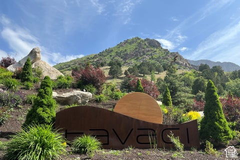 Tiny photo for 7047 S CITY VIEW DR, Cottonwood Heights, UT 84121 (MLS # 2188950)