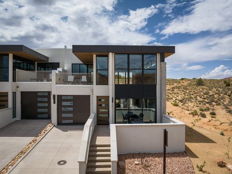 Apartment For Sale - 152 Badgers Bnd #26<br/> Grand County, Moab, UT 84532