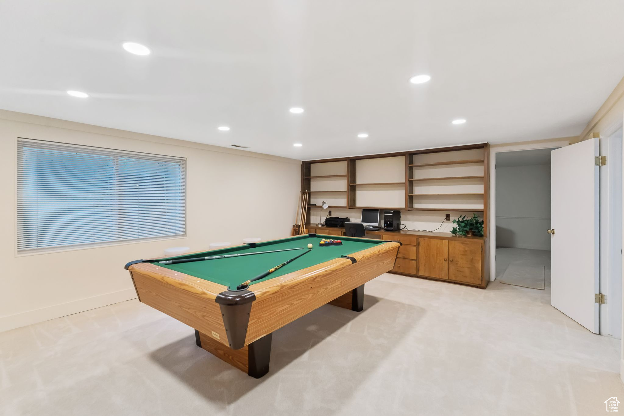 LEXINGTON VILLAGE AT OLD FARM - Residential