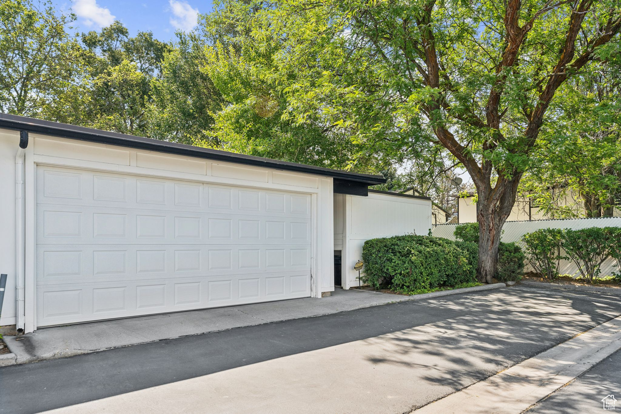 LEXINGTON VILLAGE AT OLD FARM - Residential
