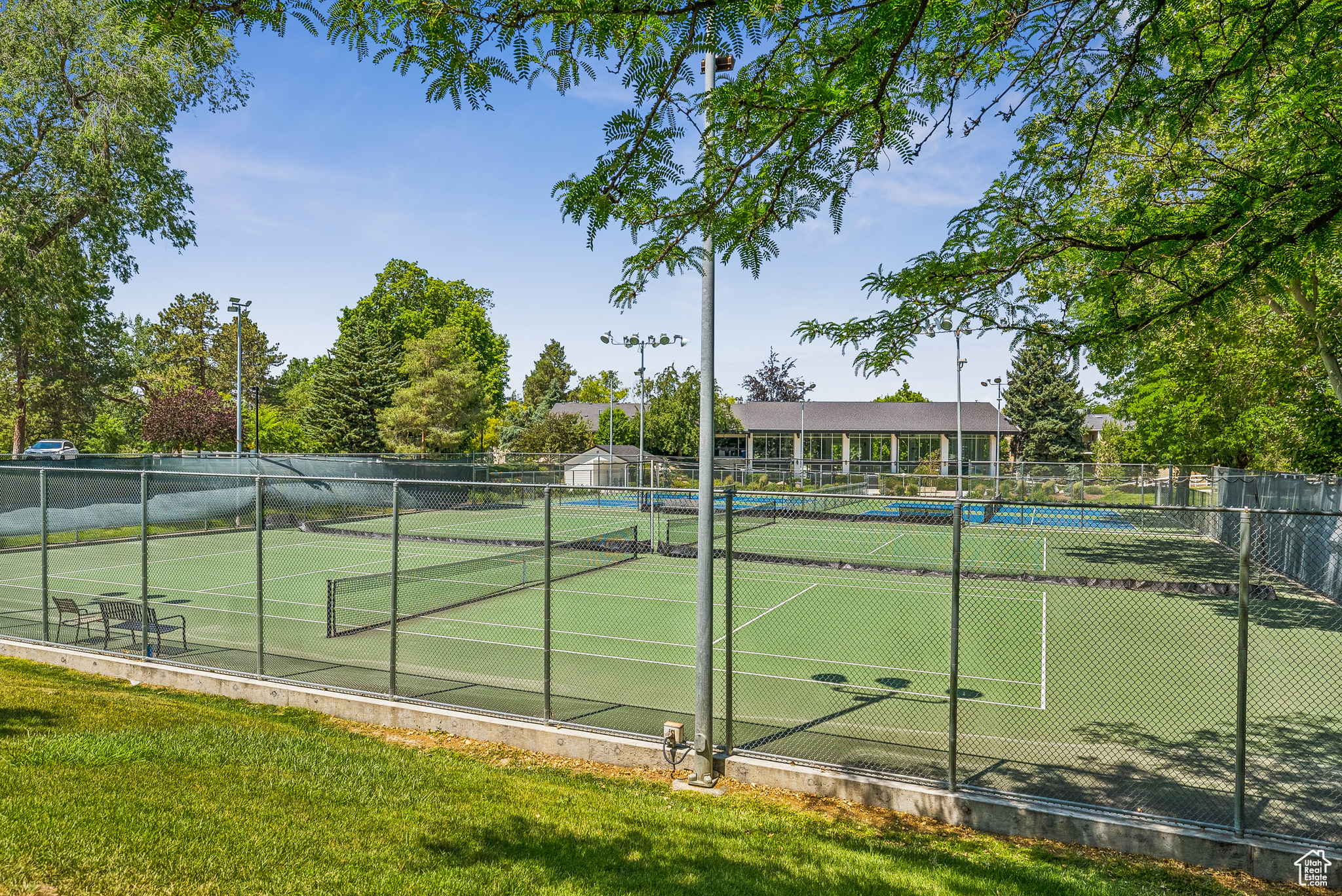 LEXINGTON VILLAGE AT OLD FARM - Residential