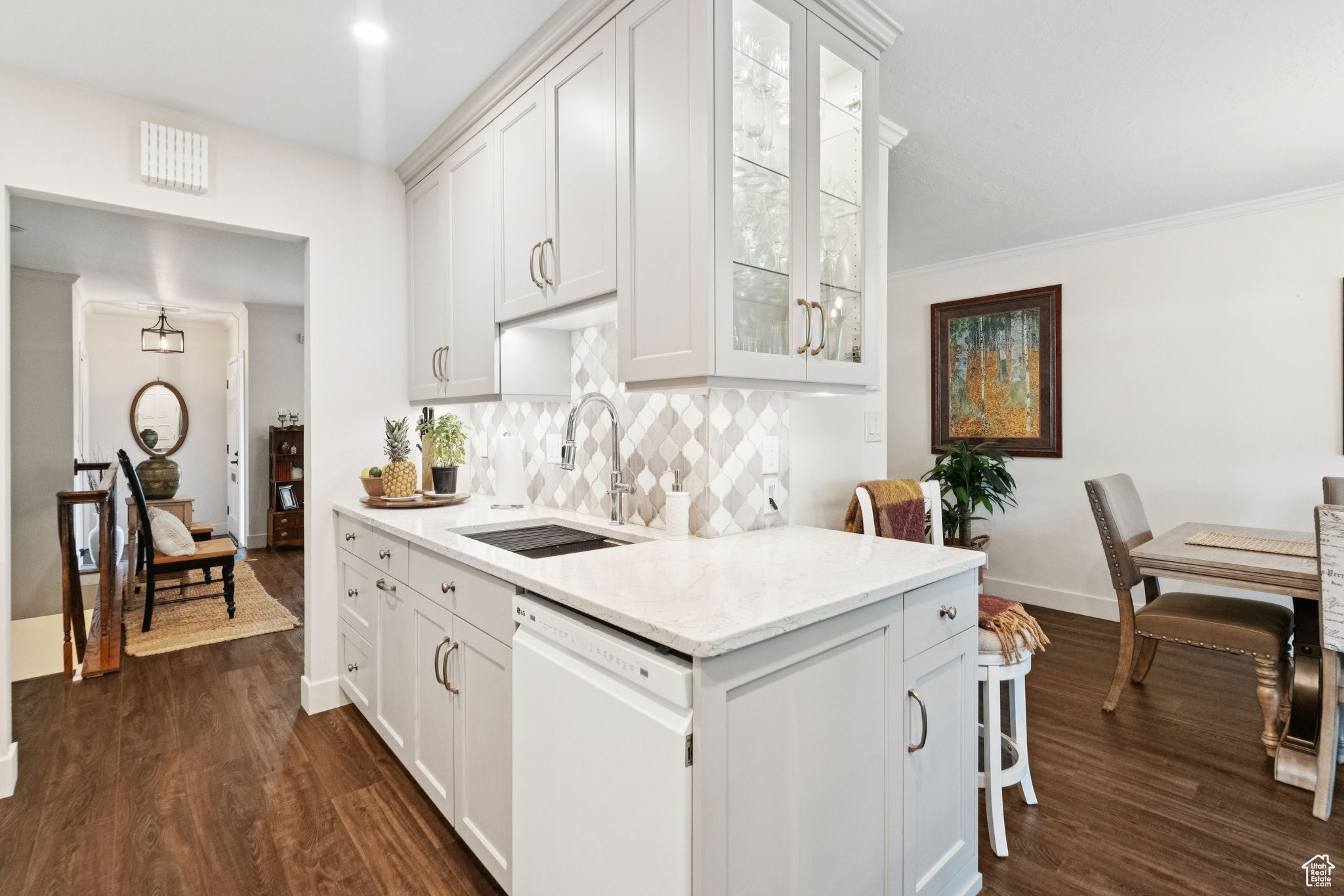 LEXINGTON VILLAGE AT OLD FARM - Residential